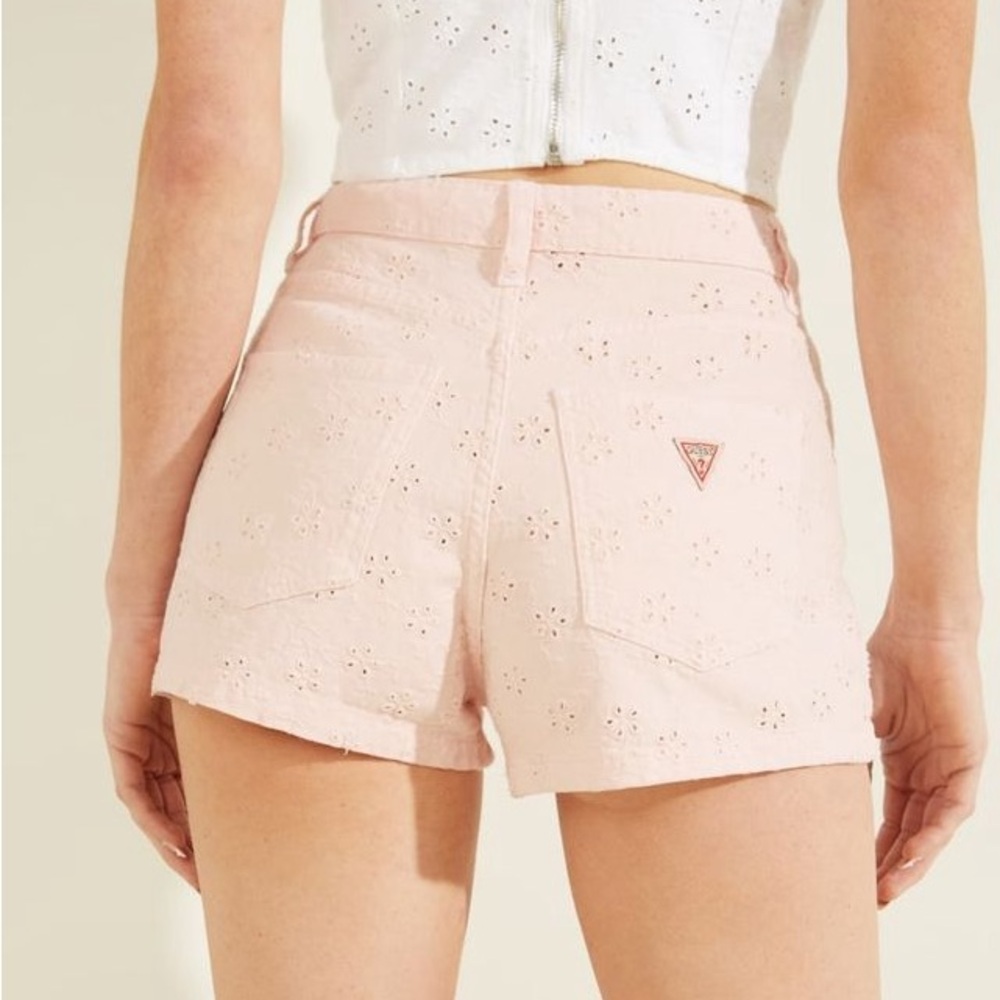 NWOT 25 GUESS Pink or Peach Claudia Eyelet Embroidered Shorts Hem High Waisted